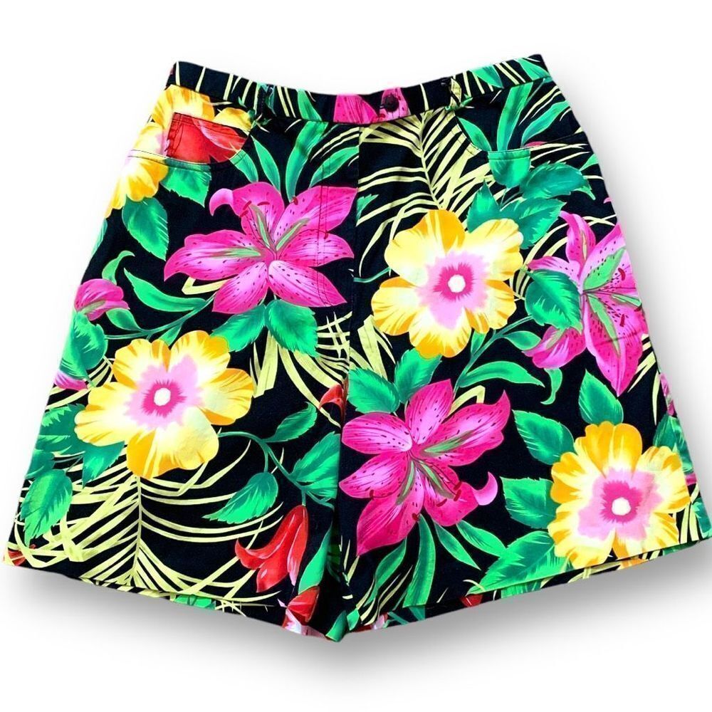 Vintage Patchington Shorts High Waisted Tropical Floral Detail Print Black